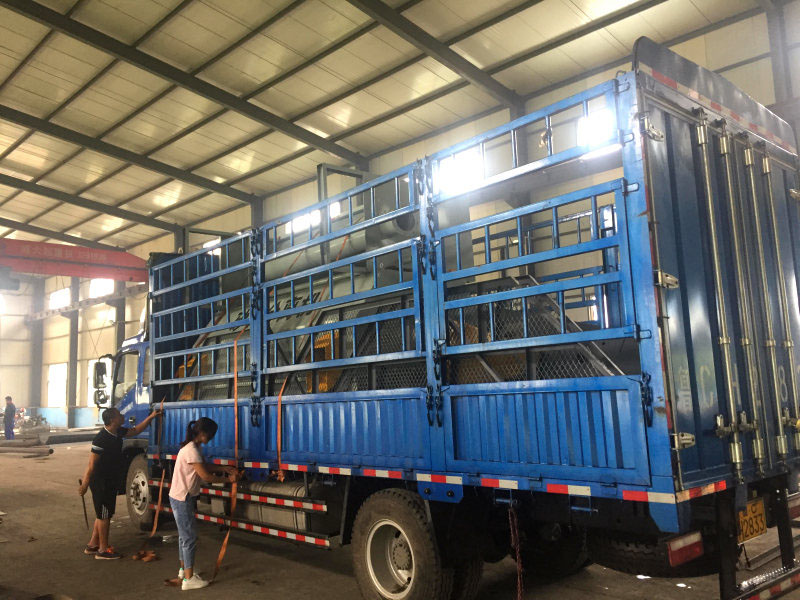 發(fā)貨現(xiàn)場(chǎng)