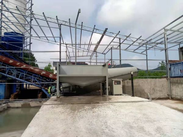 錐形砂石分離機(jī)安裝現(xiàn)場(chǎng)